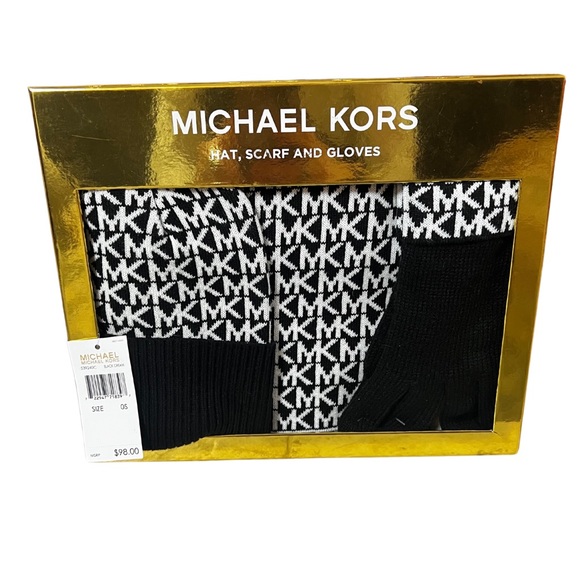 Michael Kors Accessories - NWT Michael Kors Gift Set | Scarf, Hat, & Gloves